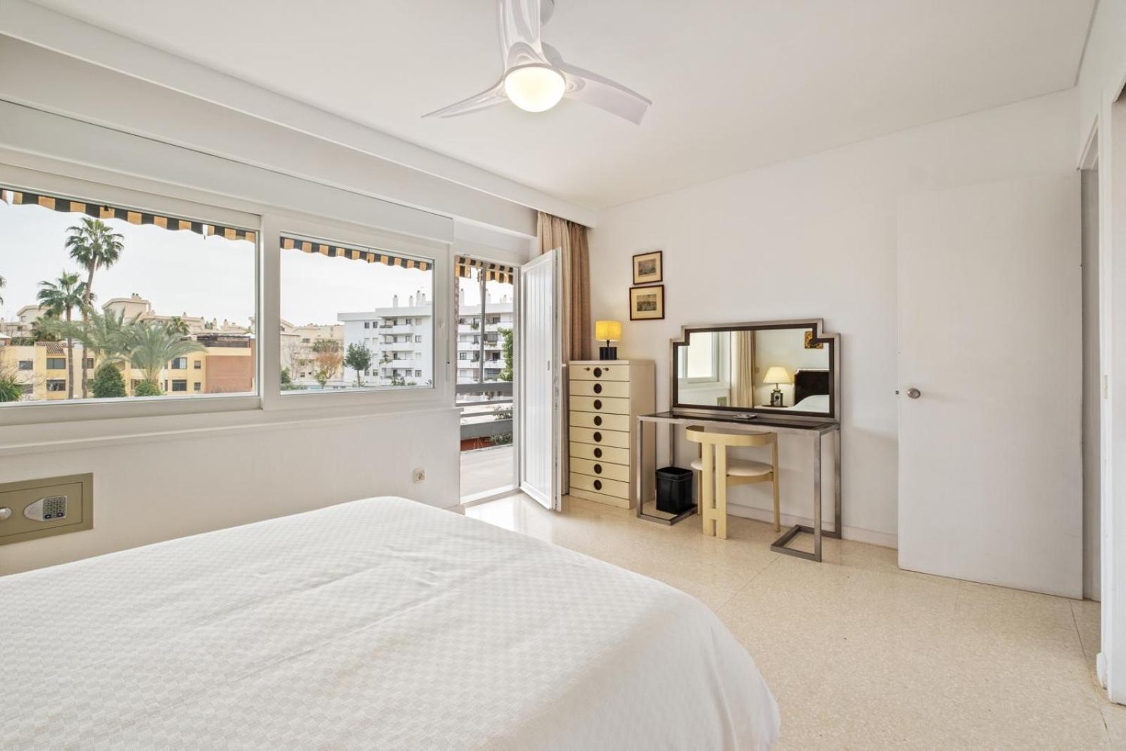 Piso Con 2 Habitaciones, 2 Terrazas Y Piscina Torremolinos Dış mekan fotoğraf